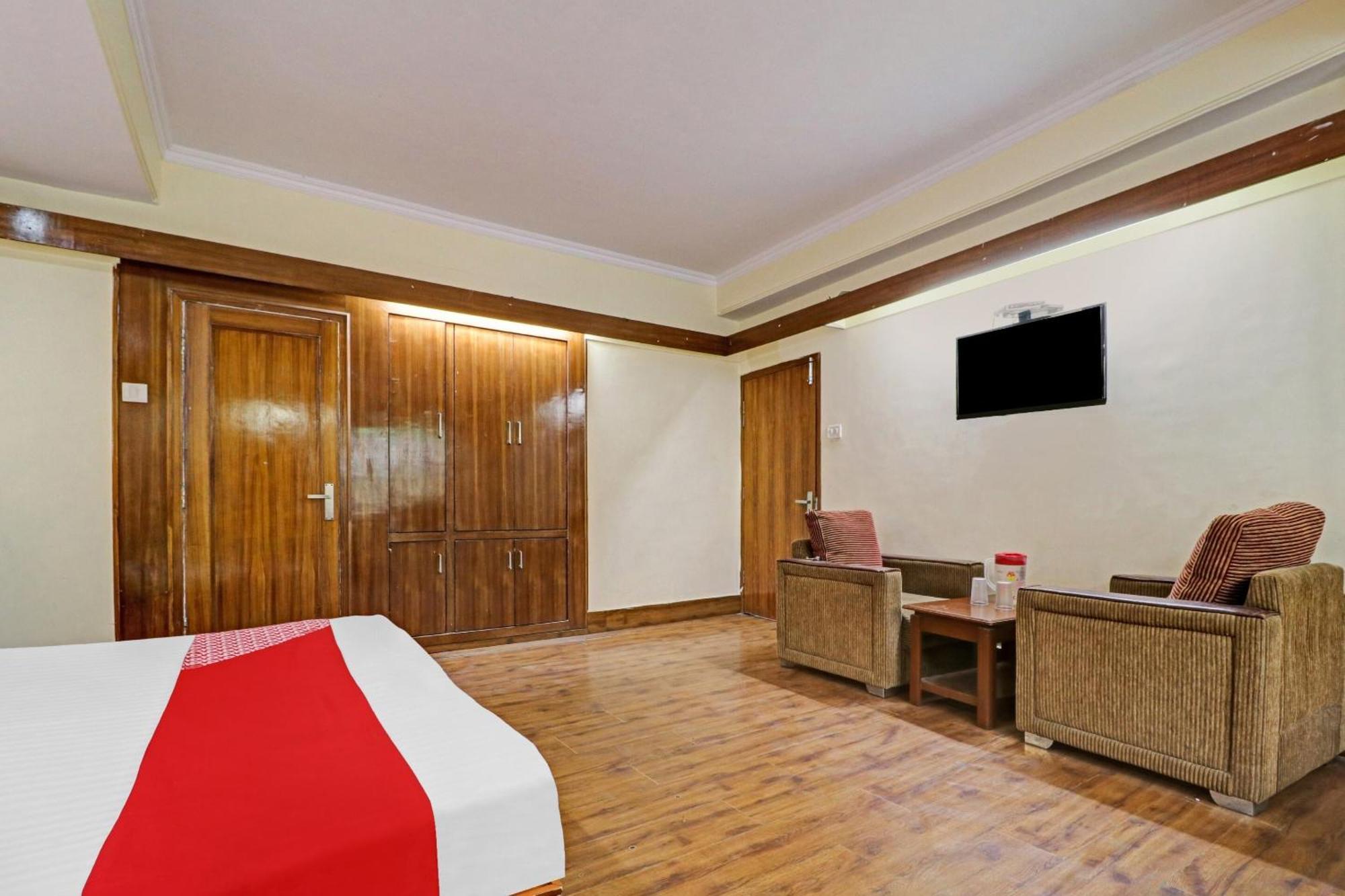 Flagship Hotel Yadgar ชิมลา ภายนอก รูปภาพ